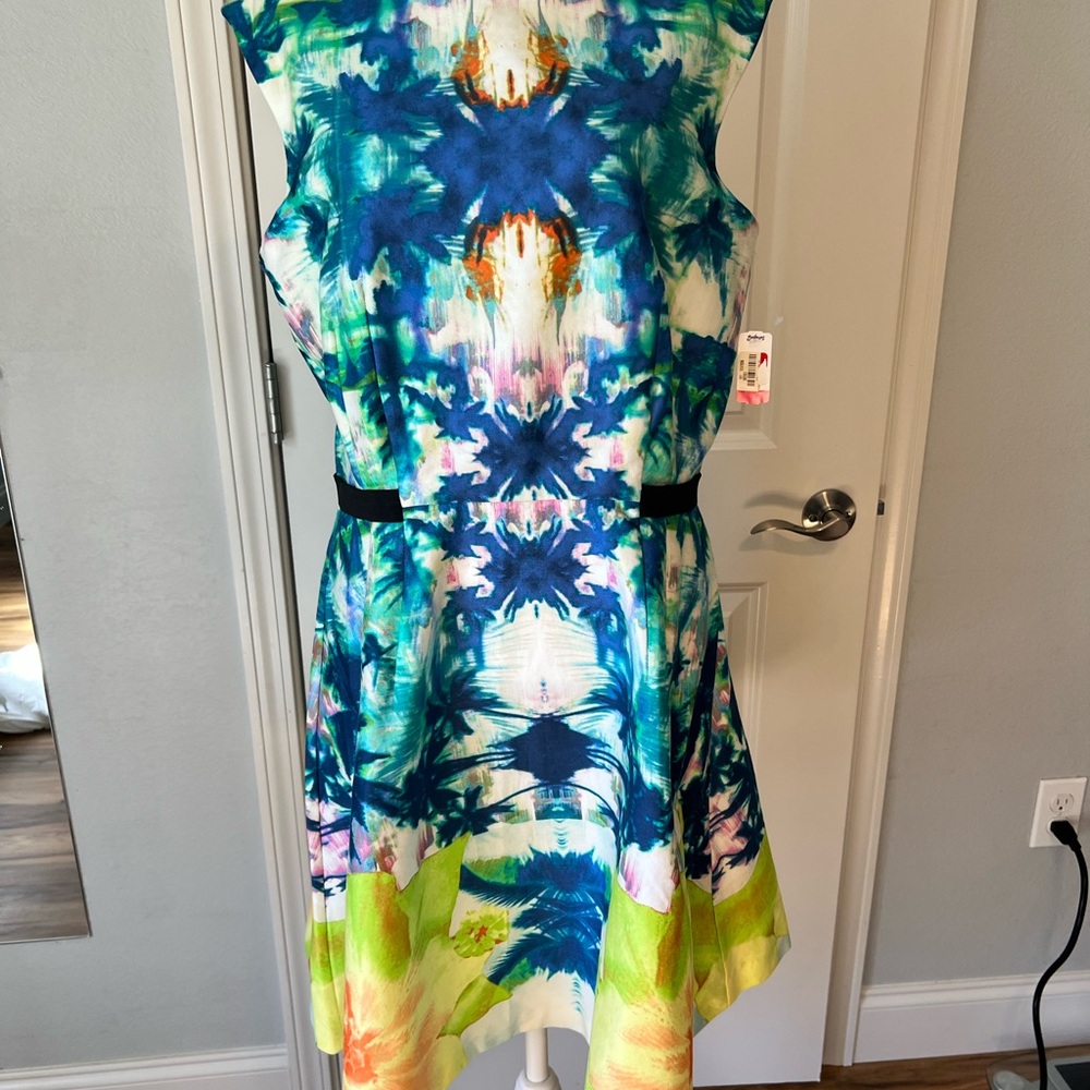 Gabby Skye Blue and Green Patterned Dress